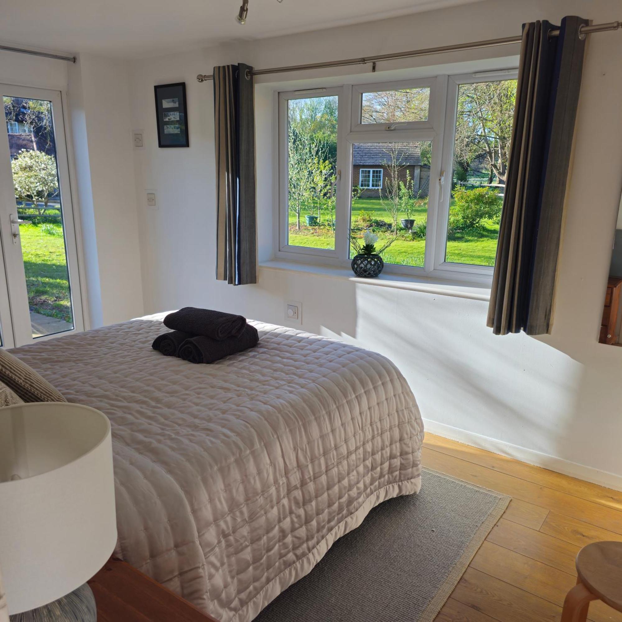 Grandwood House Lodges شيشستر المظهر الخارجي الصورة